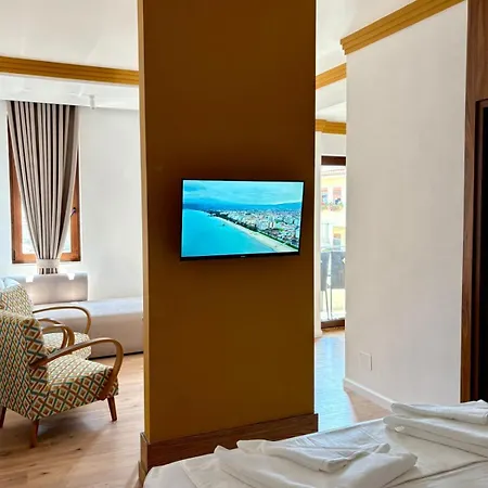 Tomas Πανδοχείο Πόγραδετς