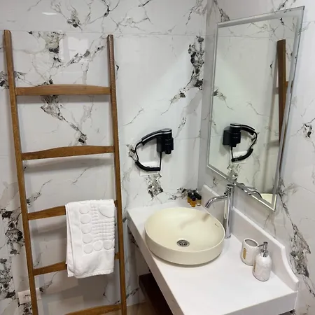 Πανδοχείο Tomas