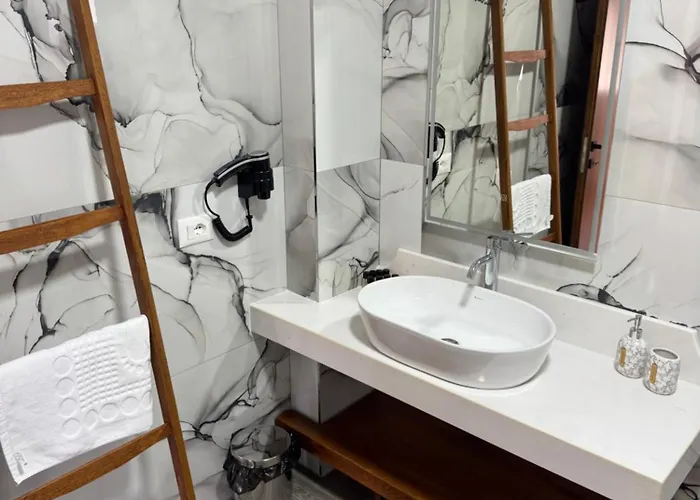 Tomas Herberg Pogradec